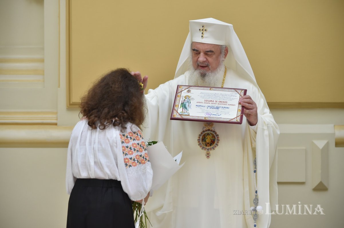 Vernisajul expoziției „Biblia călătoare și sfințitoare” la Palatul Patriarhiei 215953