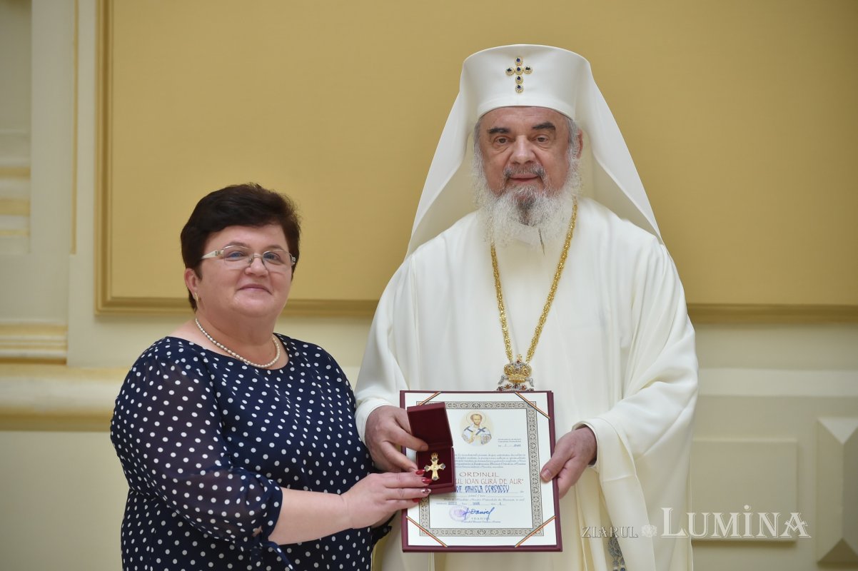 Vernisajul expoziției „Biblia călătoare și sfințitoare” la Palatul Patriarhiei 215955