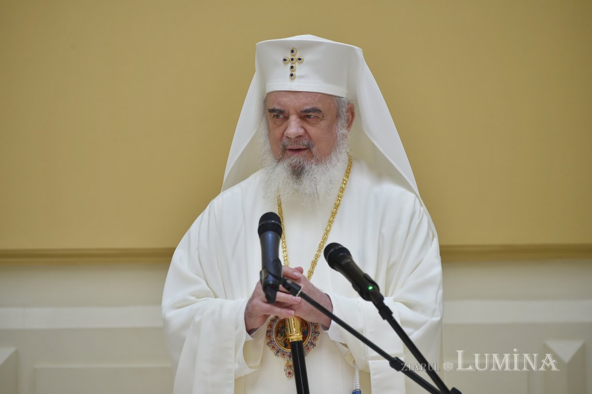 Vernisajul expoziției „Biblia călătoare și sfințitoare” la Palatul Patriarhiei 215960