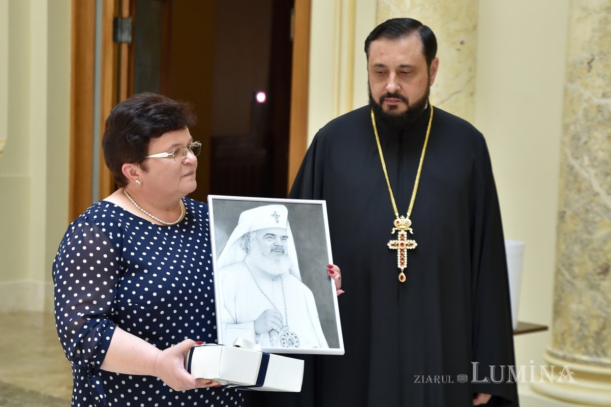 Vernisajul expoziției „Biblia călătoare și sfințitoare” la Palatul Patriarhiei 215965