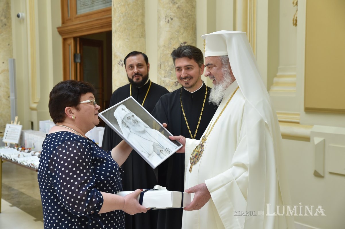 Vernisajul expoziției „Biblia călătoare și sfințitoare” la Palatul Patriarhiei 215966