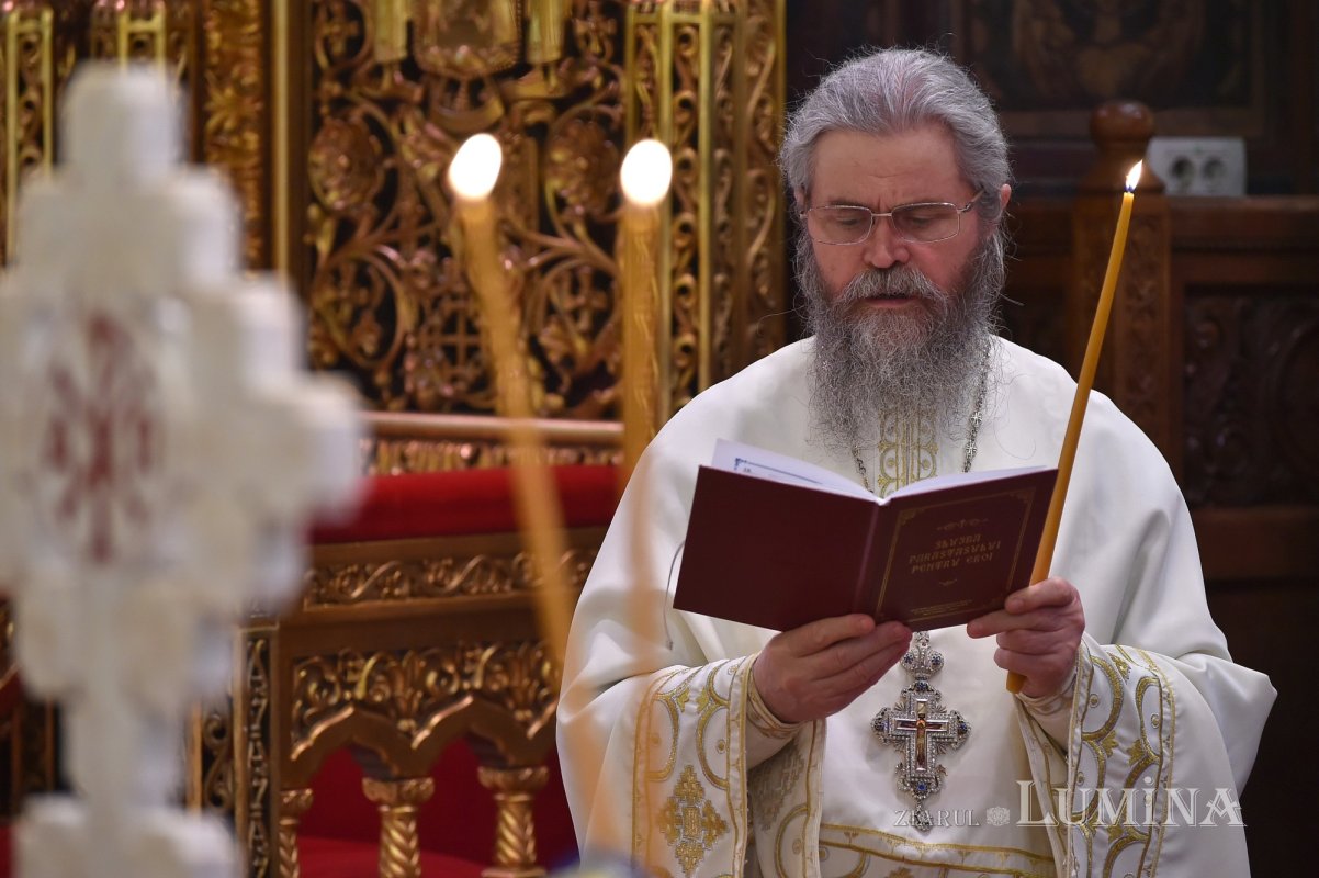 Pomenirea eroilor români la Catedrala Patriarhală 216189