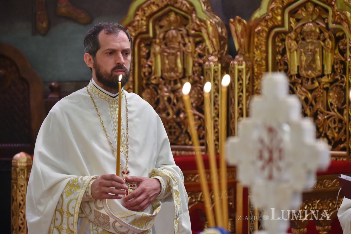 Pomenirea eroilor români la Catedrala Patriarhală 216190