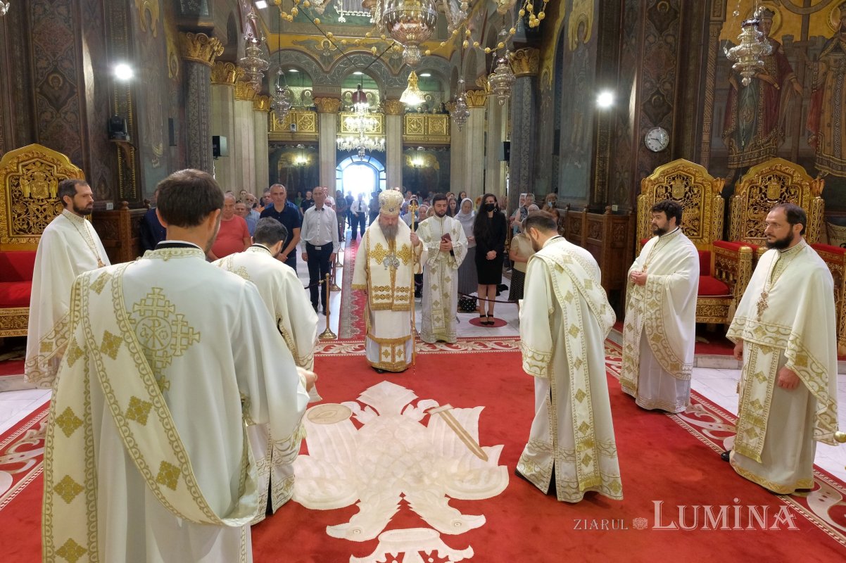 Popas de slujire și rugăciune pe Colina Bucuriei 216166