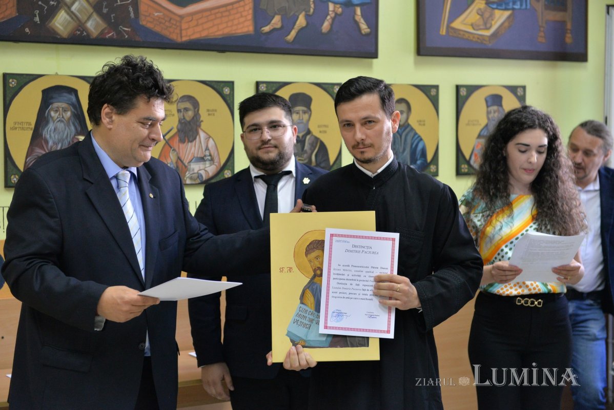 Binecuvântare pentru elevii unui liceu bucureștean 216342