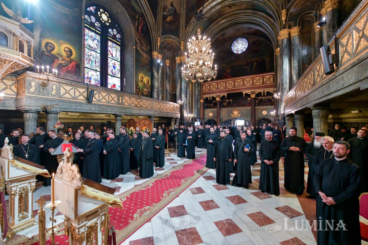 Clericii din județul Prahova s-au reunit la Palatul Patriarhiei 216815