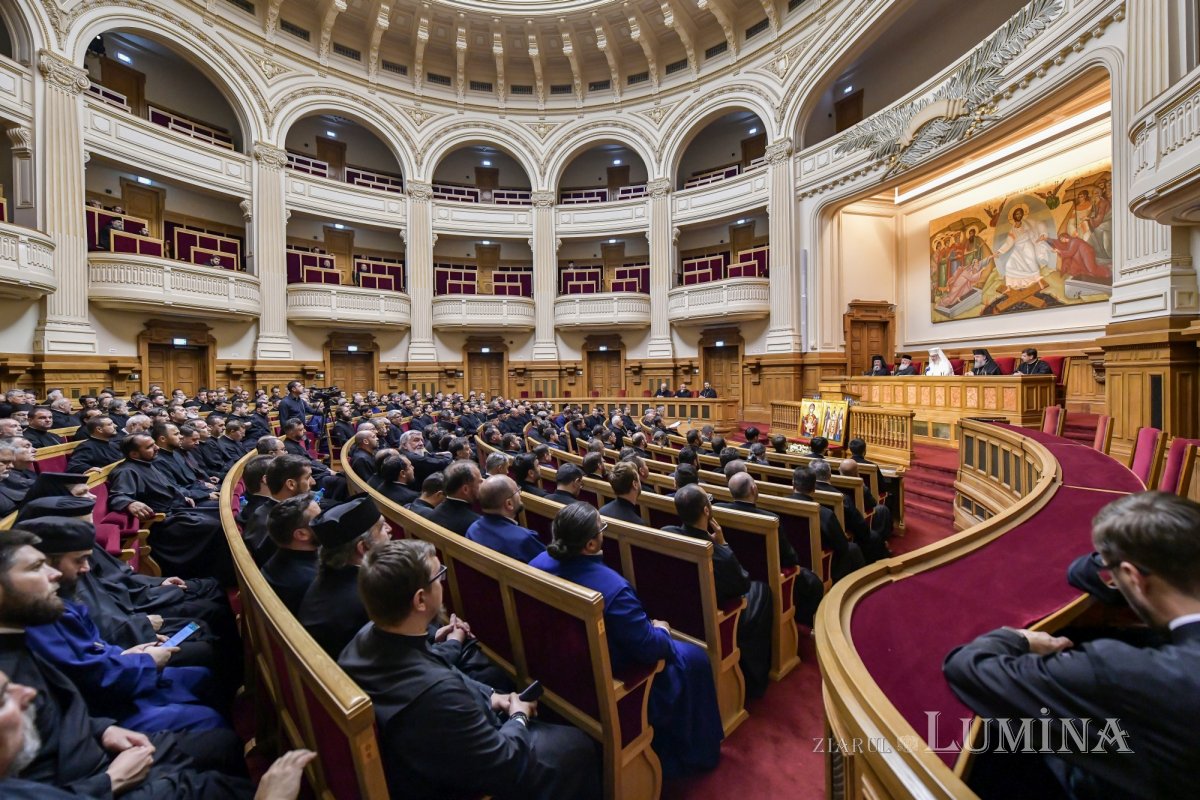 Clericii din județul Prahova s-au reunit la Palatul Patriarhiei 216835