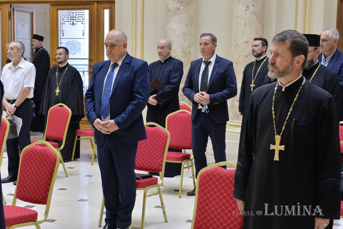 Ședința de constituire a noii Adunări eparhiale a Arhiepiscopiei Bucureștilor 216967