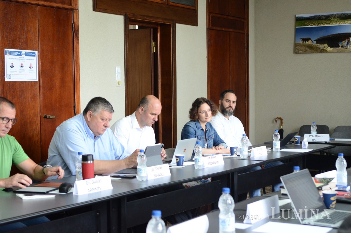 Dezbatere despre secularizare și religiozitate contemporană  217070