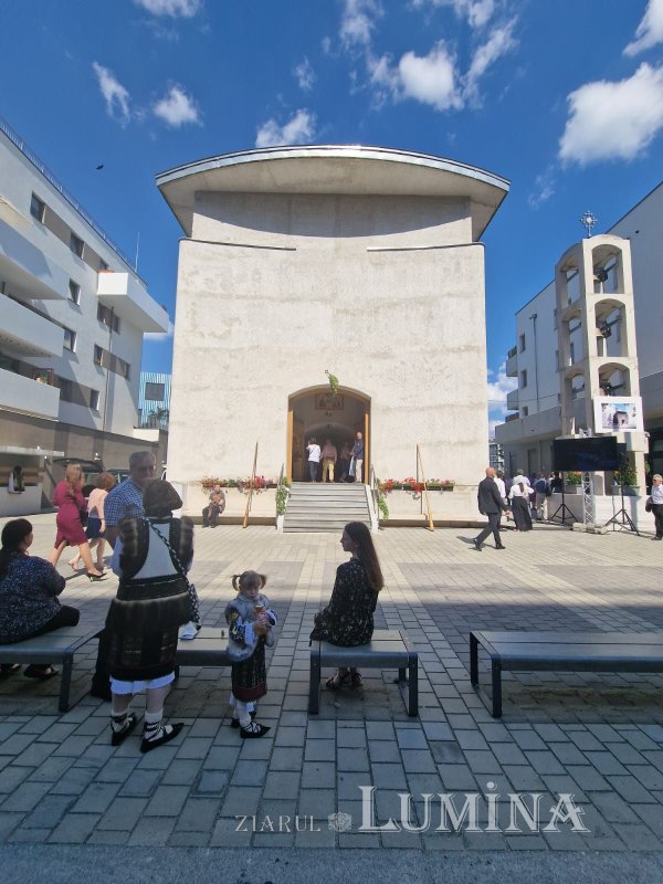 O nouă poartă a cerului în oraşul Viena 217086