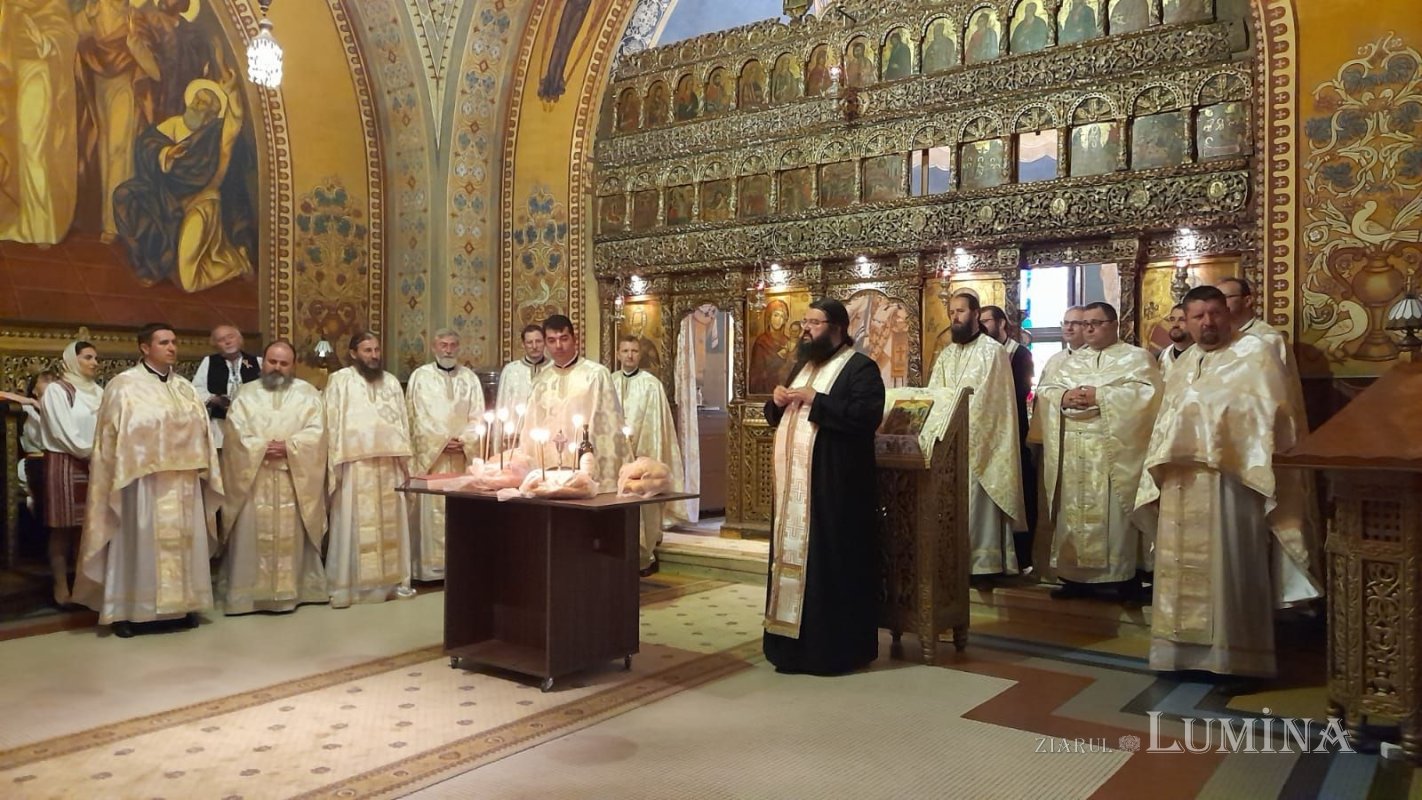 Revedere la Facultatea Teologie Ortodoxă „Sfântul Andrei Șaguna” din Sibiu 217678