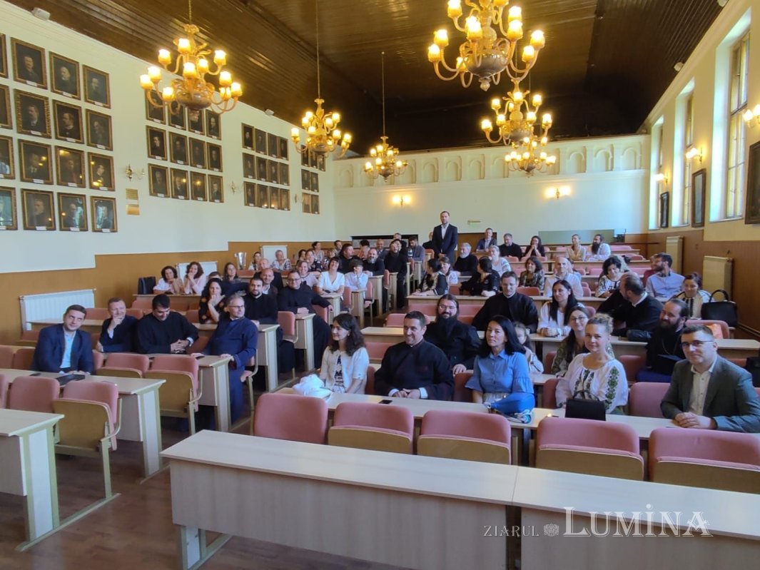Revedere la Facultatea Teologie Ortodoxă „Sfântul Andrei Șaguna” din Sibiu 217679