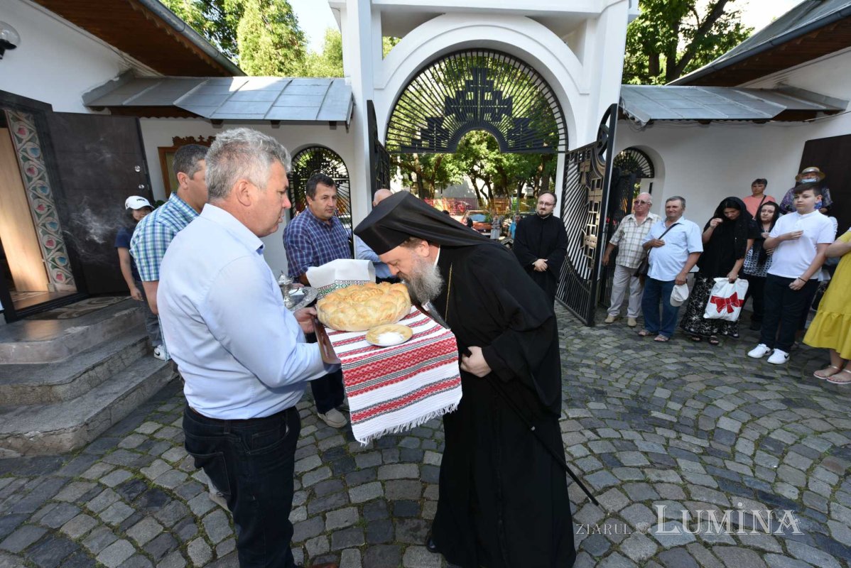 Binecuvântare și înnoire la Parohia Șerban Vodă din Capitală 217848