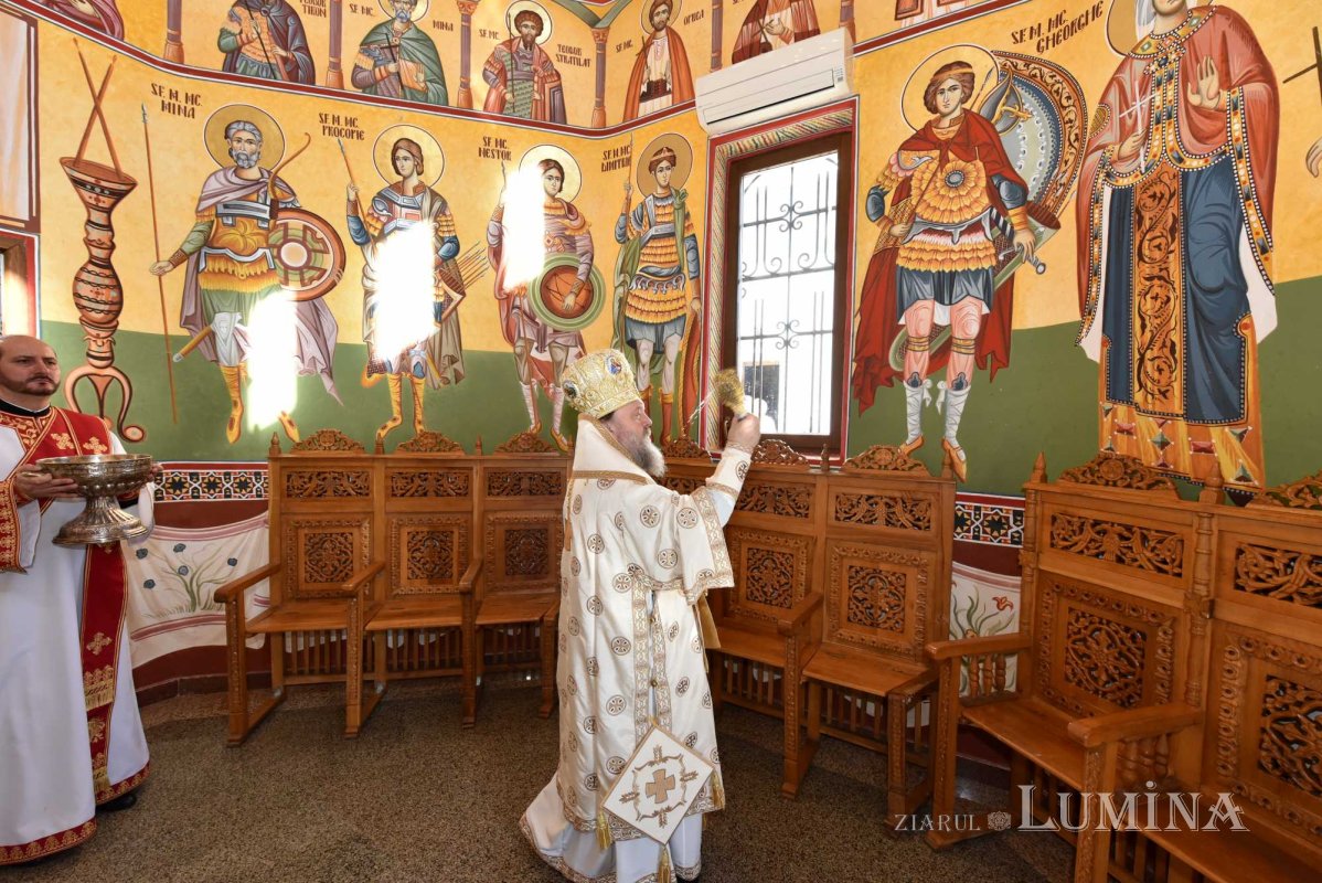 Binecuvântare și înnoire la Parohia Șerban Vodă din Capitală 217858