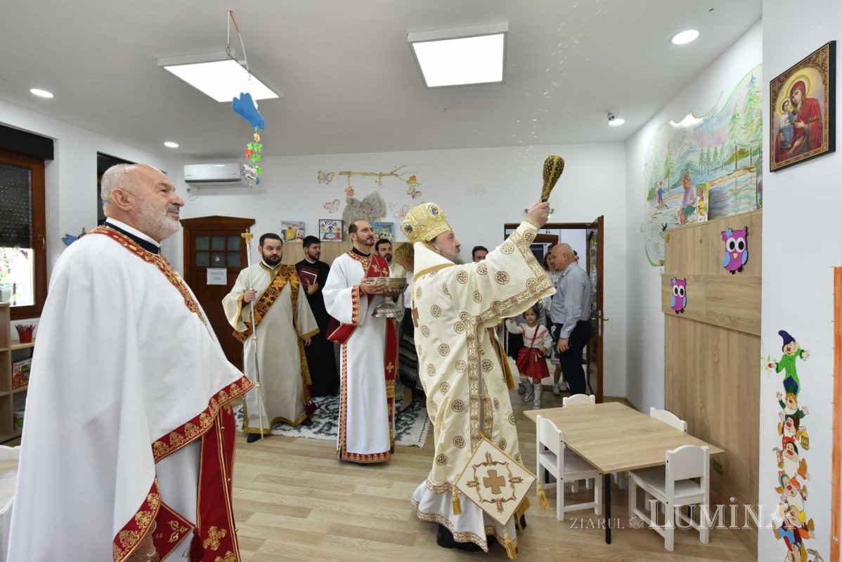 Binecuvântare și înnoire la Parohia Șerban Vodă din Capitală 217865