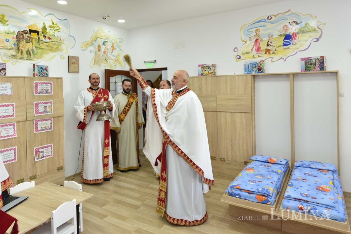 Binecuvântare și înnoire la Parohia Șerban Vodă din Capitală 217869