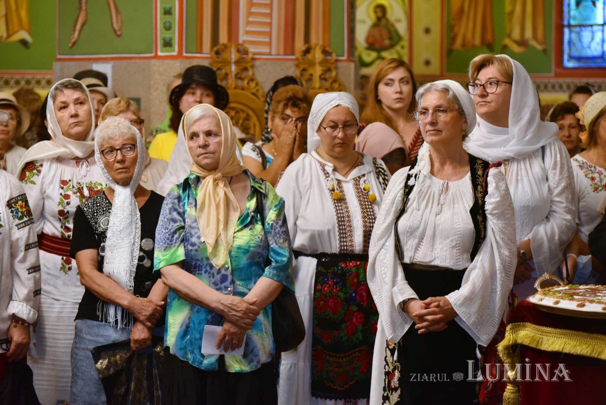 Binecuvântare și înnoire la Parohia Șerban Vodă din Capitală 217882