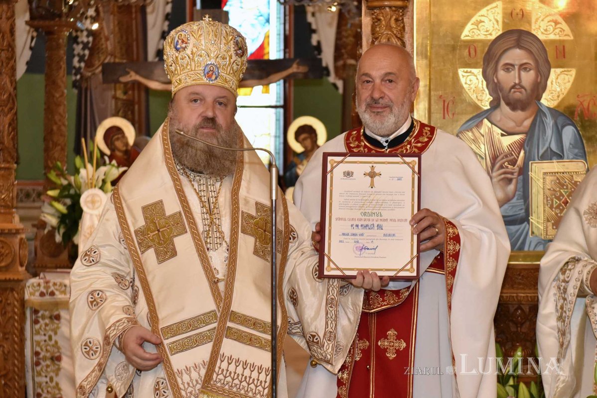 Binecuvântare și înnoire la Parohia Șerban Vodă din Capitală 217890