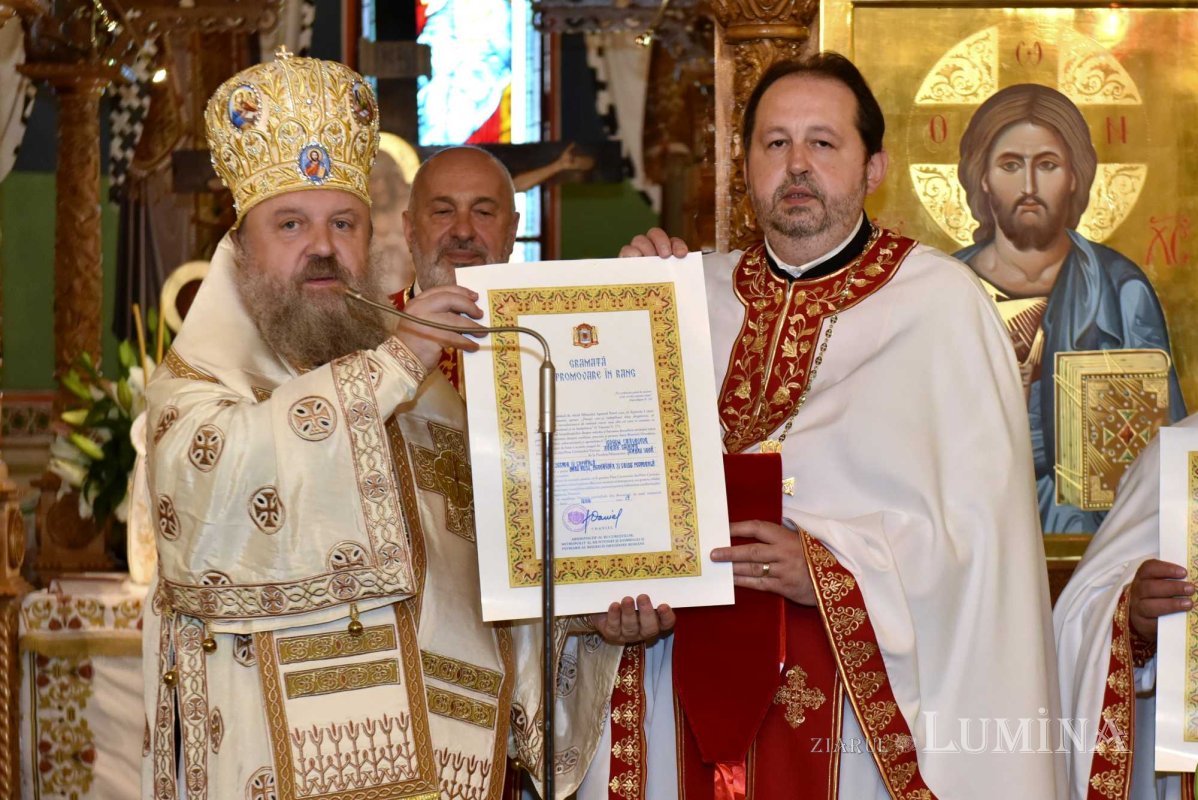 Binecuvântare și înnoire la Parohia Șerban Vodă din Capitală 217892