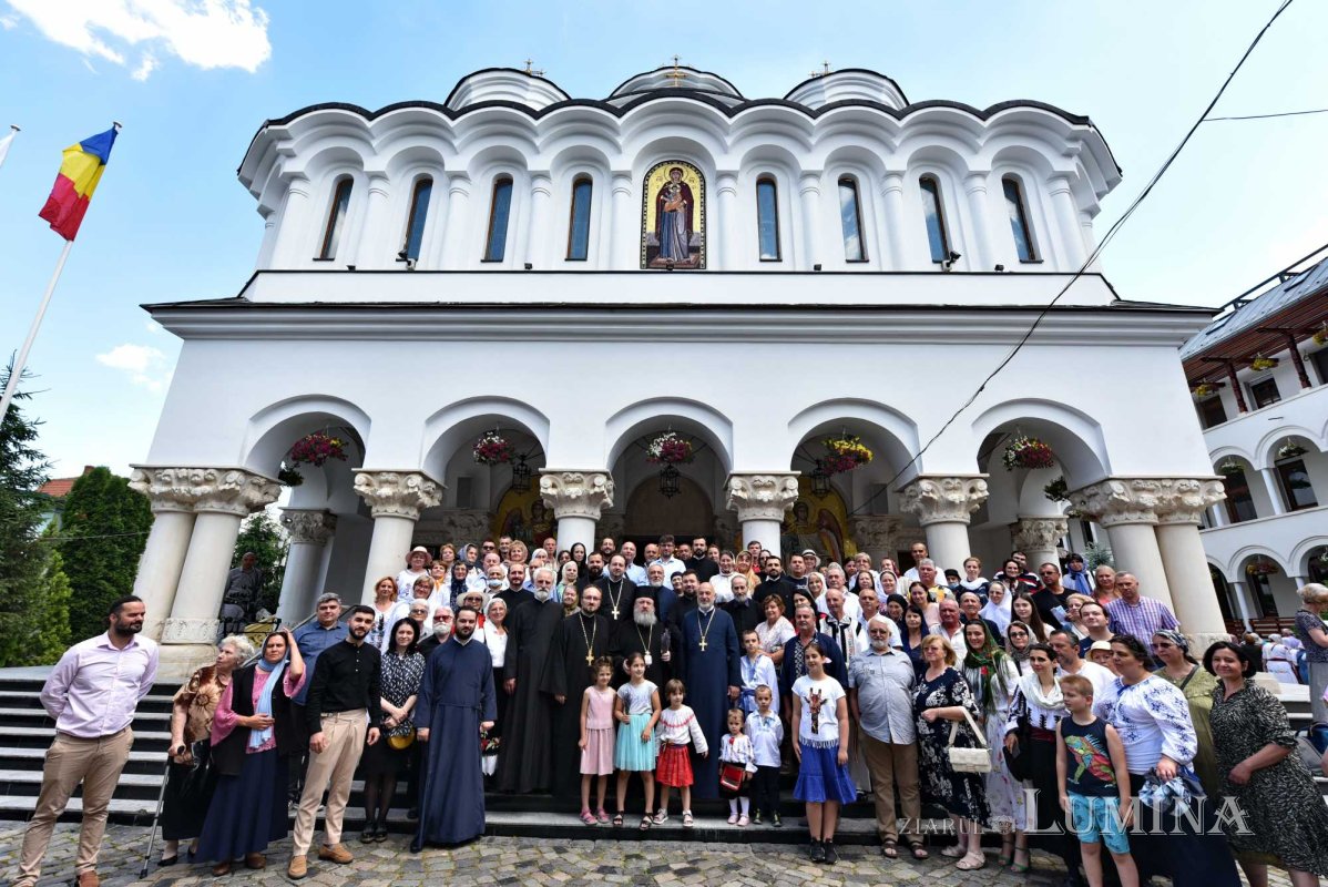 Binecuvântare și înnoire la Parohia Șerban Vodă din Capitală 217894