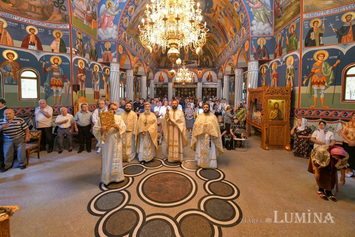 „Comuniunea sfinților, taina frumuseții Bisericii” 217780