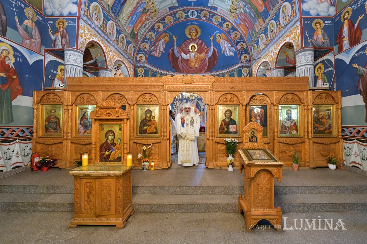 „Comuniunea sfinților, taina frumuseții Bisericii” 217788