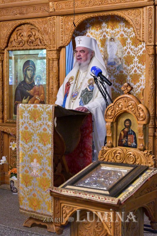 „Comuniunea sfinților, taina frumuseții Bisericii” 217792