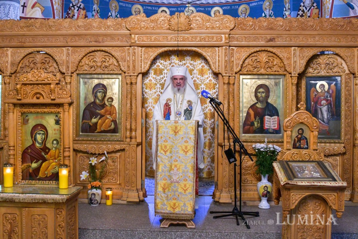 „Comuniunea sfinților, taina frumuseții Bisericii” 217794