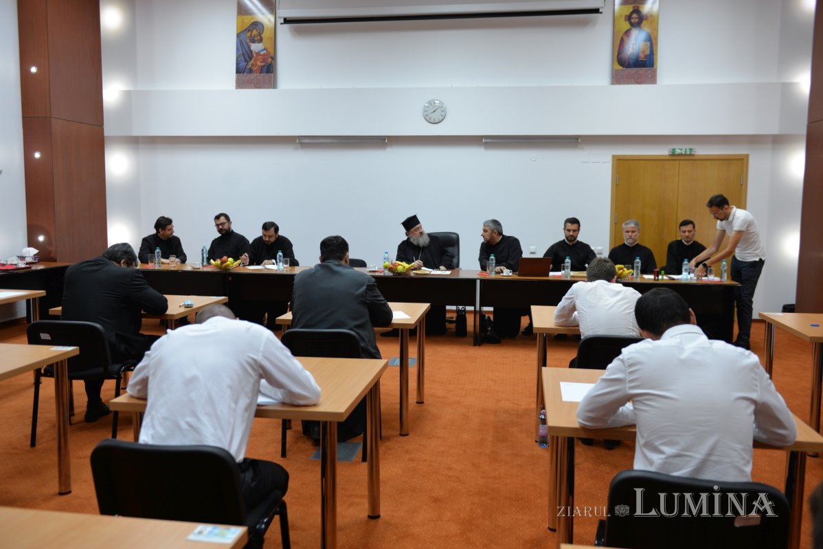 Examen de capacitate preoțească în Arhiepiscopia Bucureștilor 218042