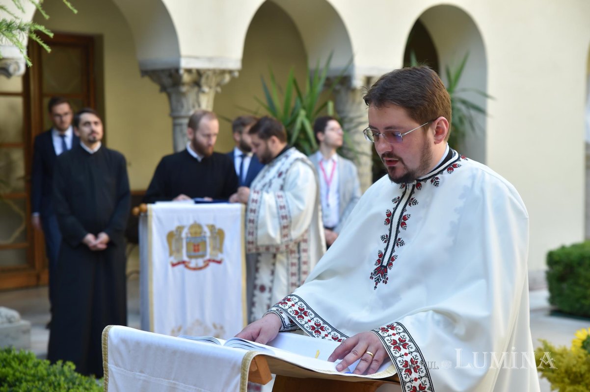 Cinstirea Înaintemergătorului Ioan la Altarul de vară al Reşedinţei Patriarhale 218320