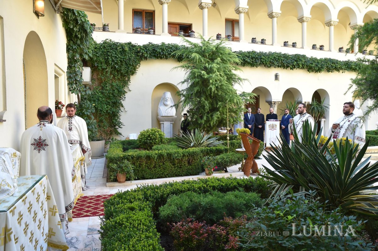 Cinstirea Înaintemergătorului Ioan la Altarul de vară al Reşedinţei Patriarhale 218333