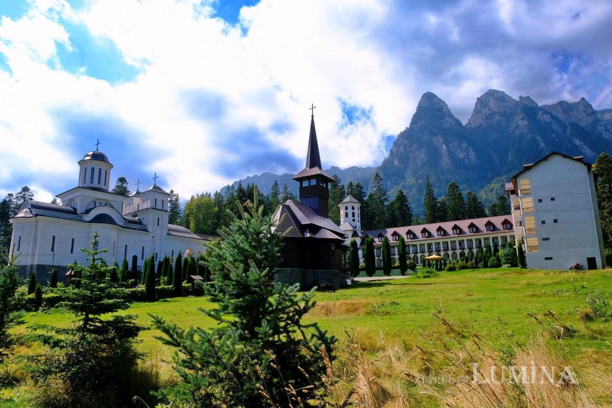 Fotografii artistice ale Publicațiilor Lumina 218279