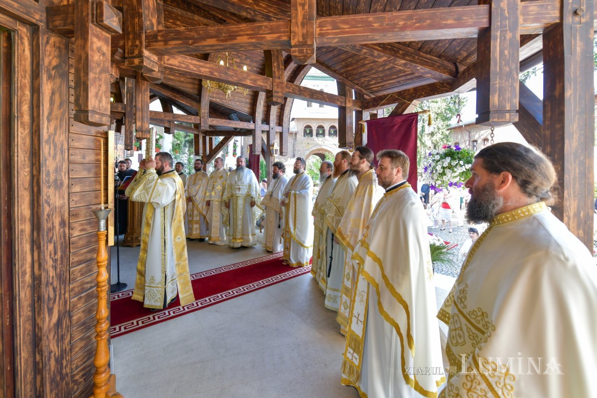 Hramul istoric al Mănăstirii Plumbuita din București 218417