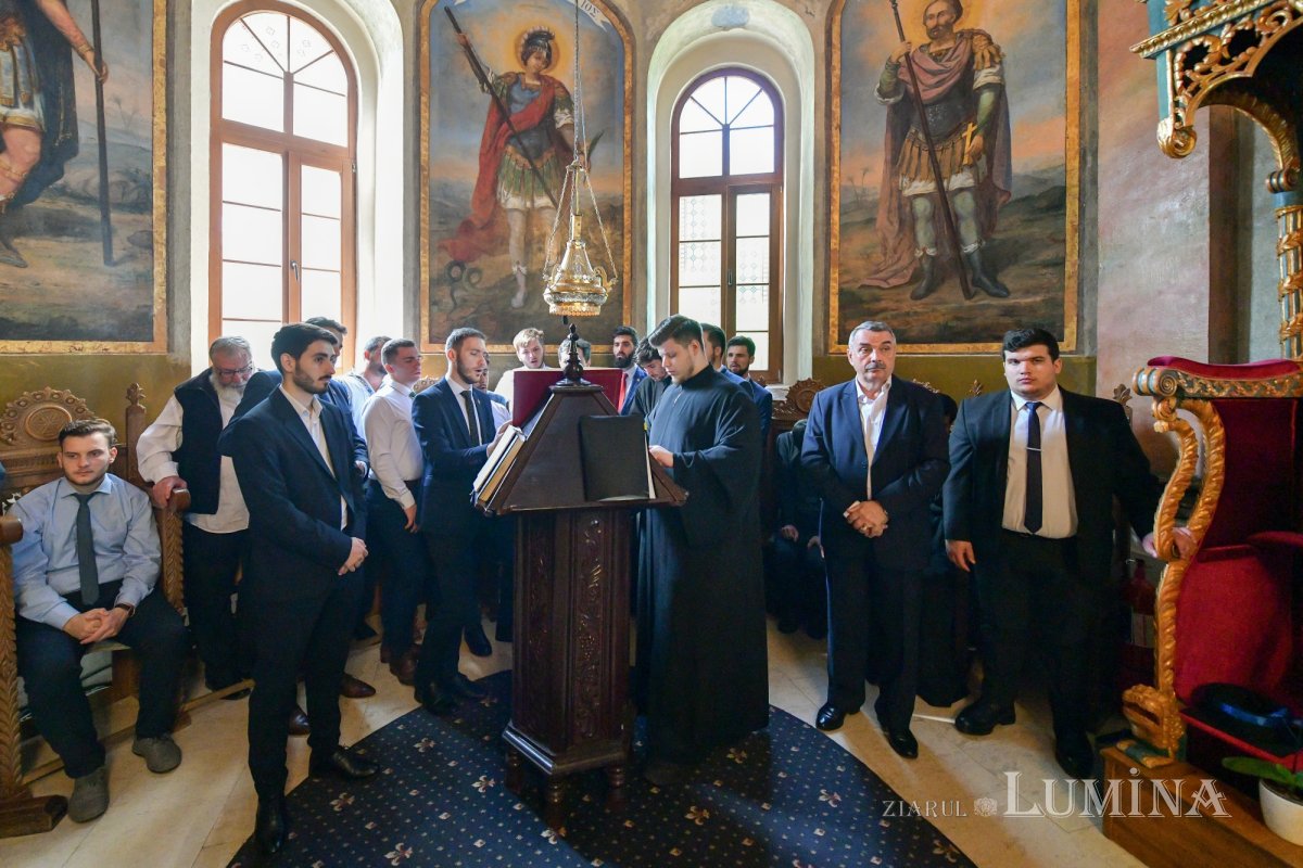 Teologii bucureșteni au depus jurământul de credință 218752