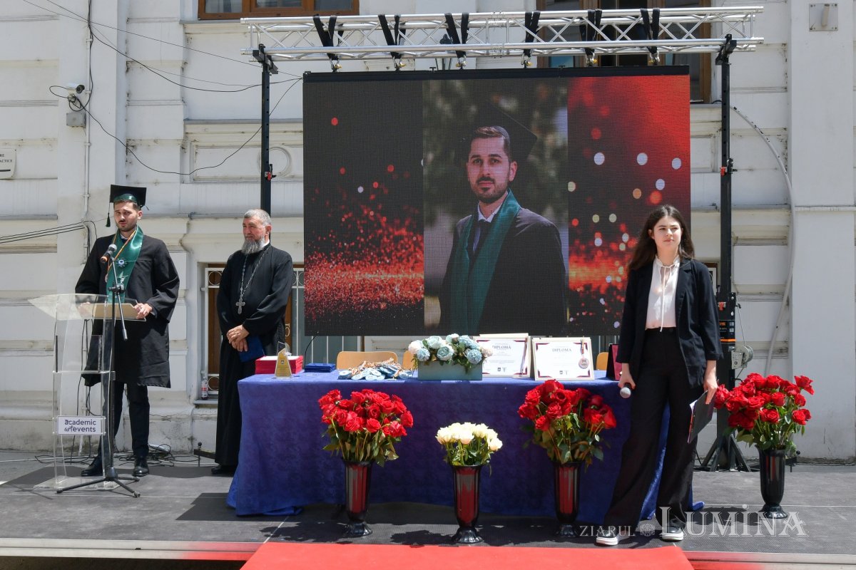 Teologii bucureșteni au depus jurământul de credință 218769