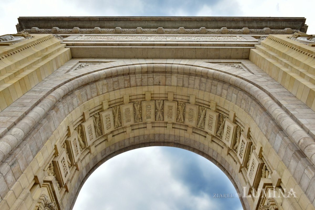 Un Arc peste timp 218742