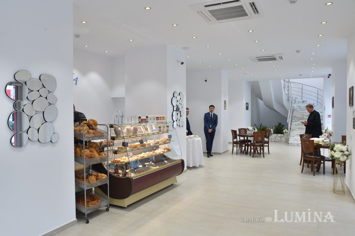 Binecuvântare și înnoire la Casa de oaspeți „Sfântul Apostol Andrei” din București 219405