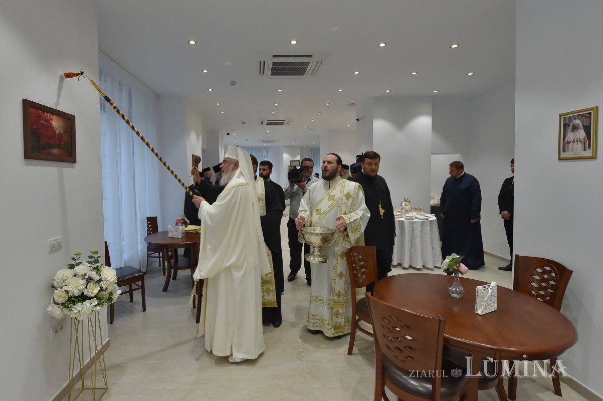 Binecuvântare și înnoire la Casa de oaspeți „Sfântul Apostol Andrei” din București 219417