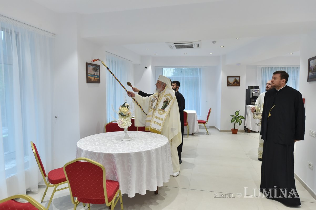 Binecuvântare și înnoire la Casa de oaspeți „Sfântul Apostol Andrei” din București 219418