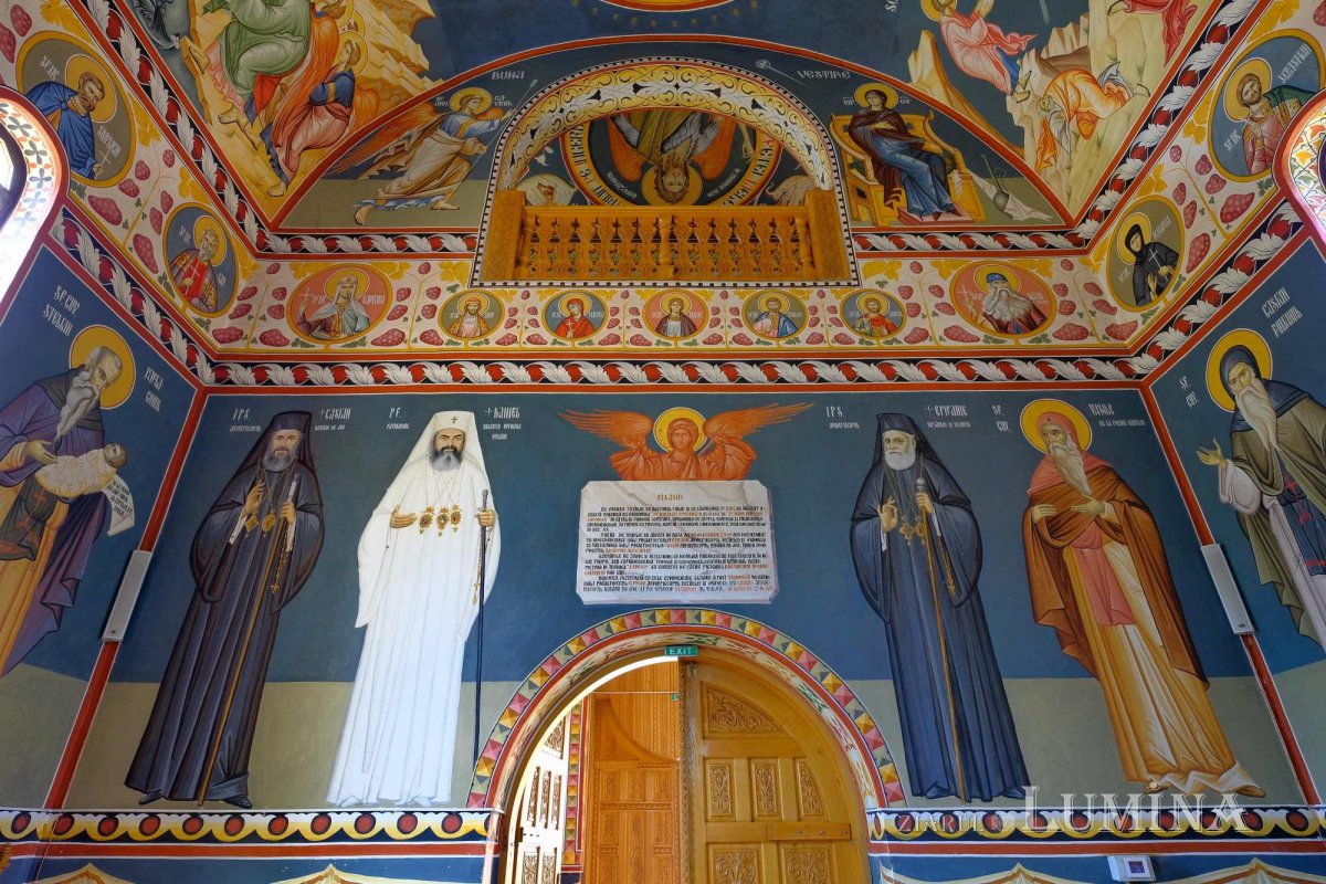 Biserica din Lopătari, ca un luminiș cosmic al sufletului 219498