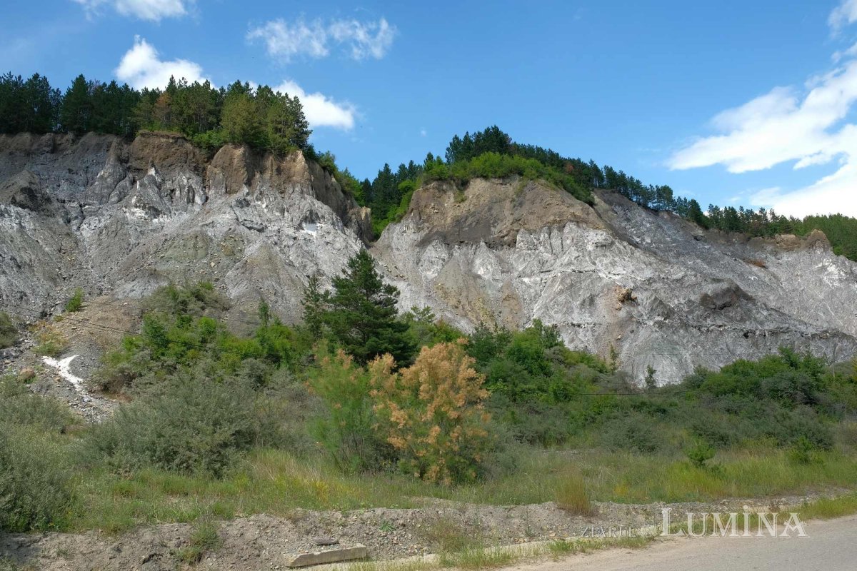 Biserica din Lopătari, ca un luminiș cosmic al sufletului 219499