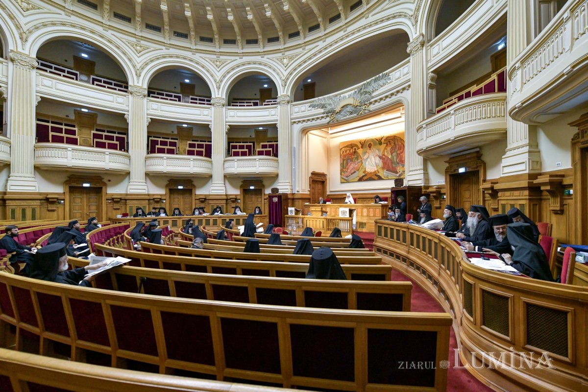 Noi hotărâri ale Sfântului Sinod al Bisericii Ortodoxe Române 219561