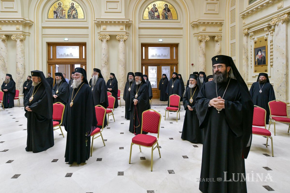 Sfântul Sinod s-a întrunit  în şedinţă de lucru 219527