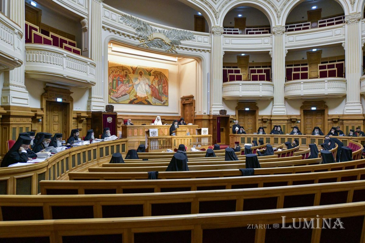 Sfântul Sinod s-a întrunit  în şedinţă de lucru 219541