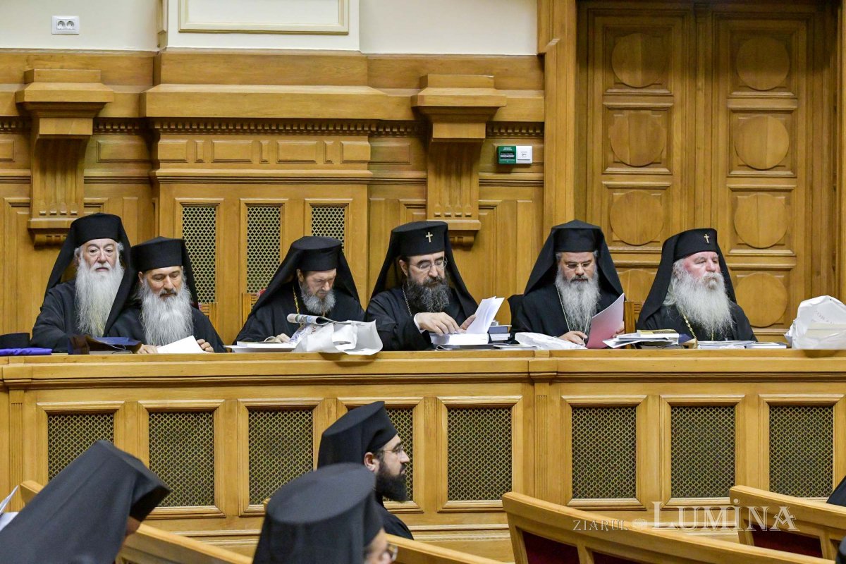 Sfântul Sinod s-a întrunit  în şedinţă de lucru 219545