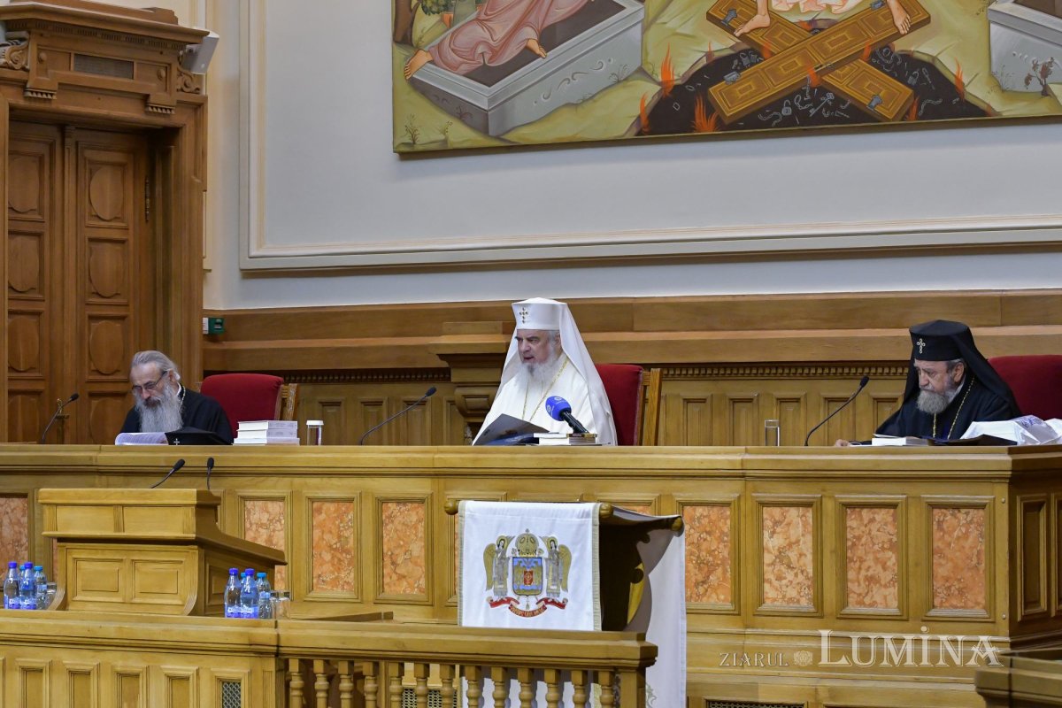 Sfântul Sinod s-a întrunit  în şedinţă de lucru 219547