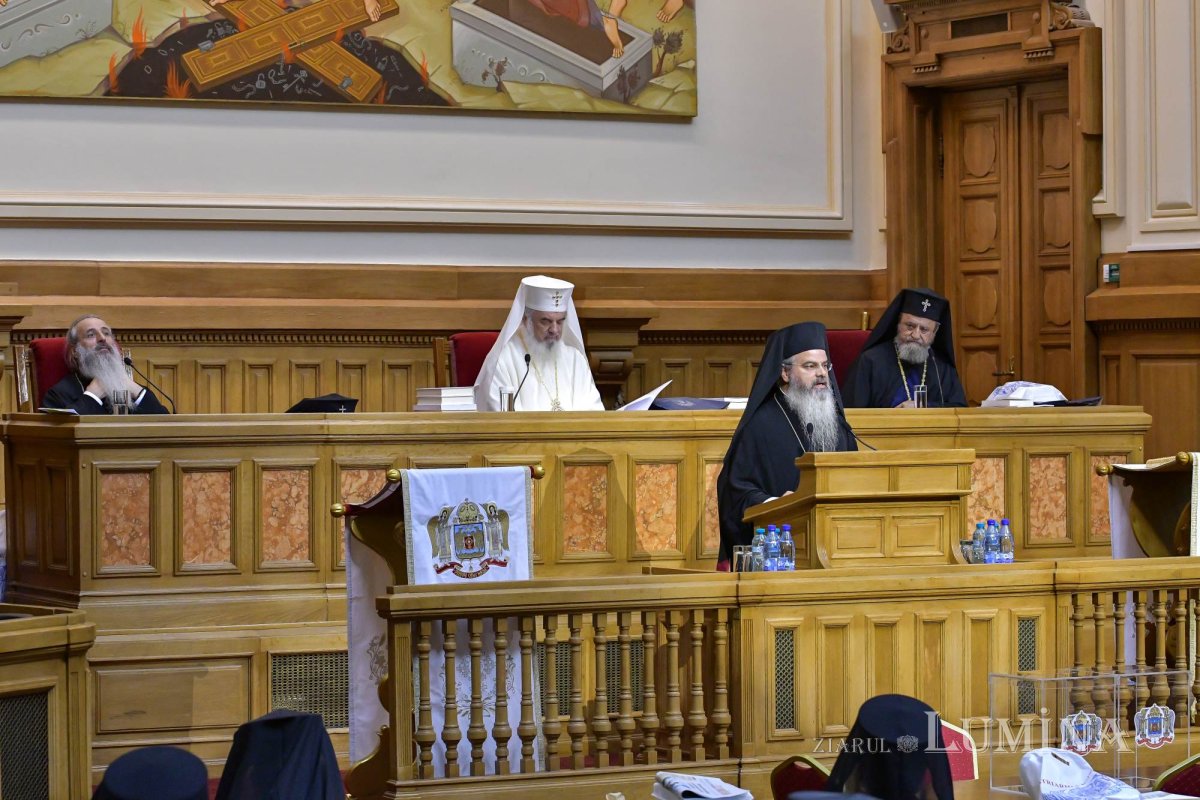 Sfântul Sinod s-a întrunit  în şedinţă de lucru 219550
