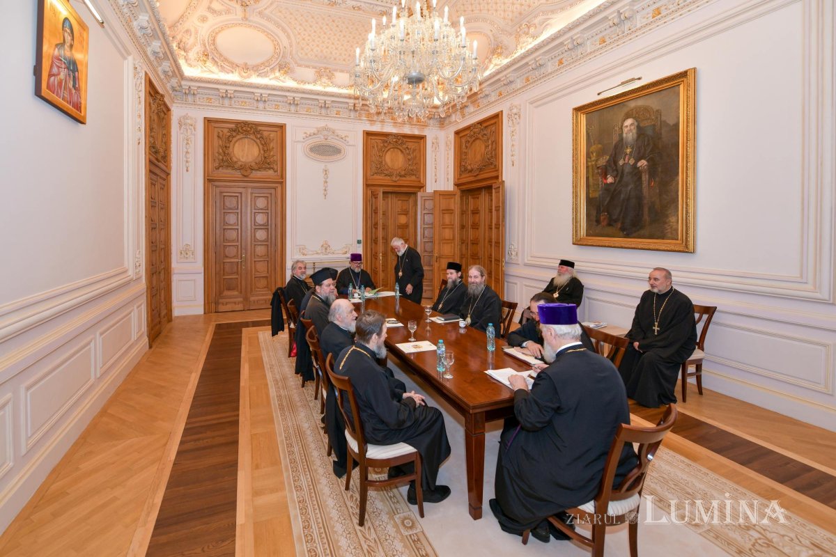 Sfântul Sinod s-a întrunit  în şedinţă de lucru 219560