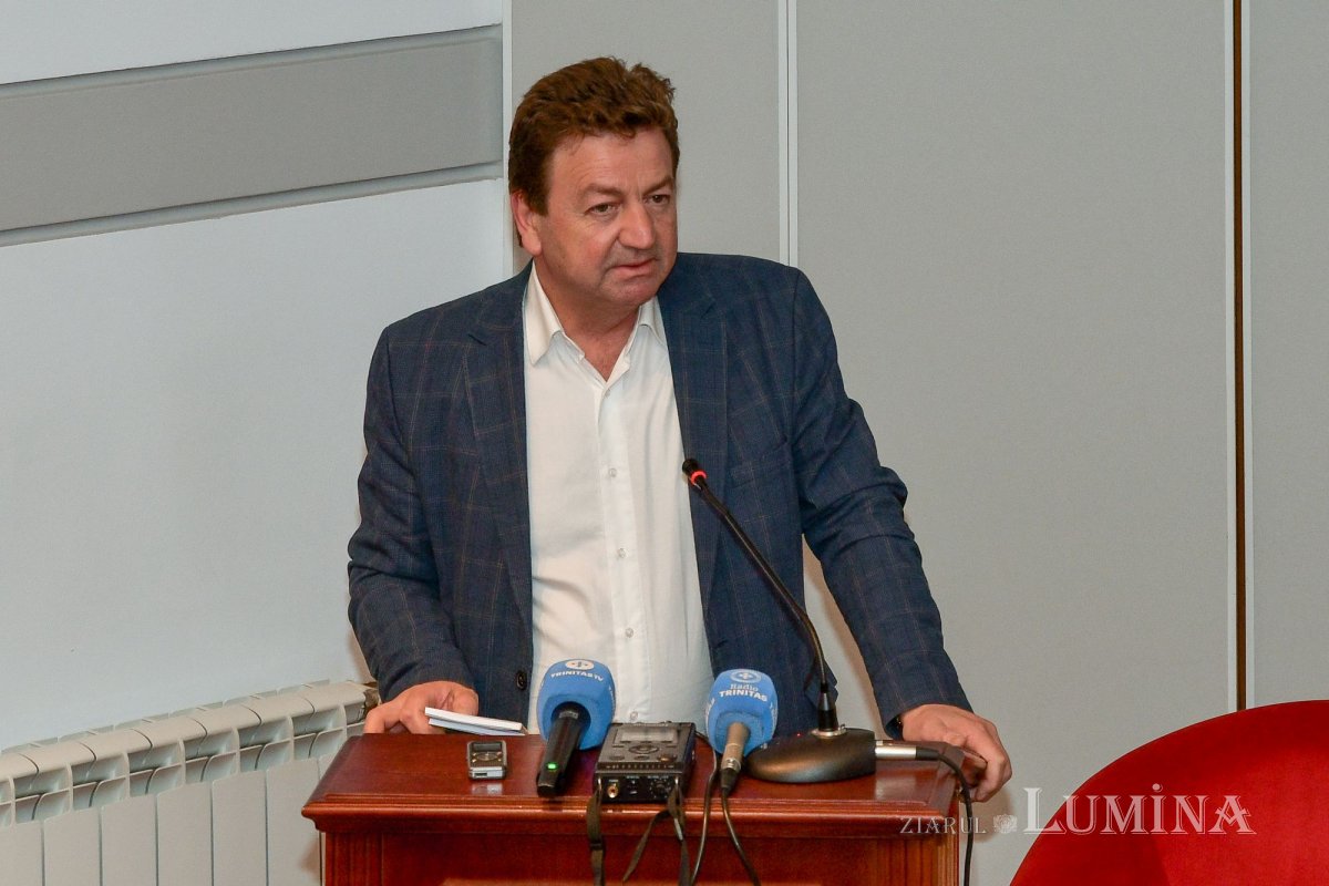 Eveniment academic dedicat Sfântului Ierarh Varlaam, Mitropolitul Moldovei 219841