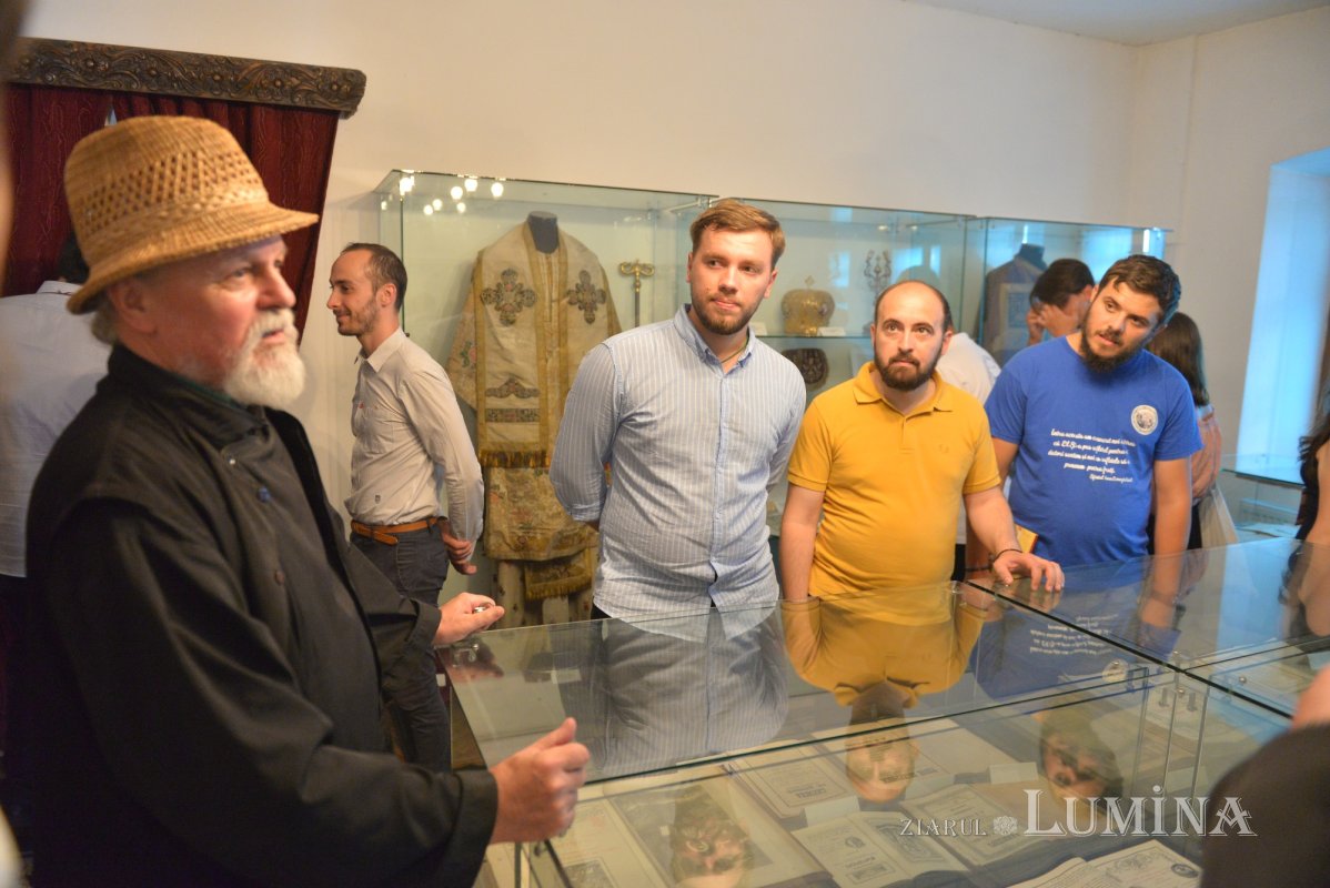Pelerinaj al studenților creștin-ortodocși la mănăstiri din jurul Capitalei 219861